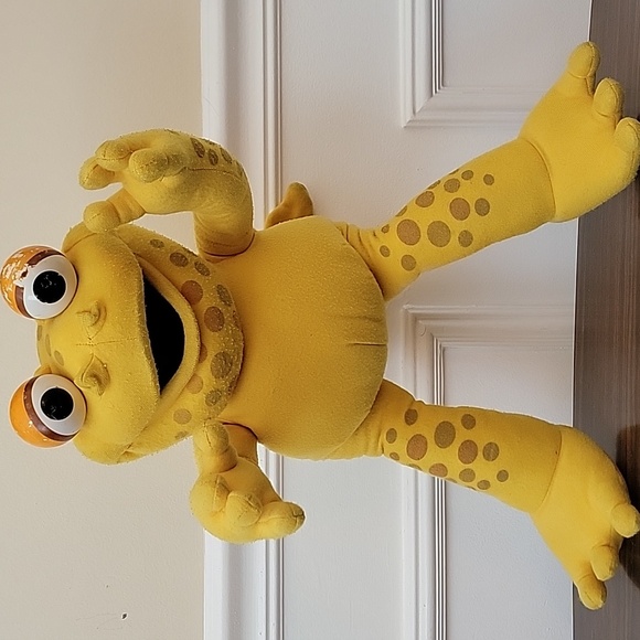 Hasbro Other - Binyah Binyah Plush